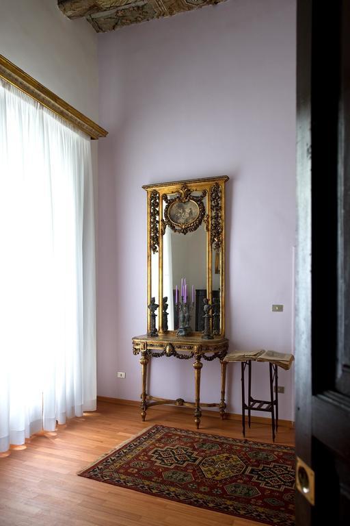 Domus Decumana Apartment Napoli Ruang foto